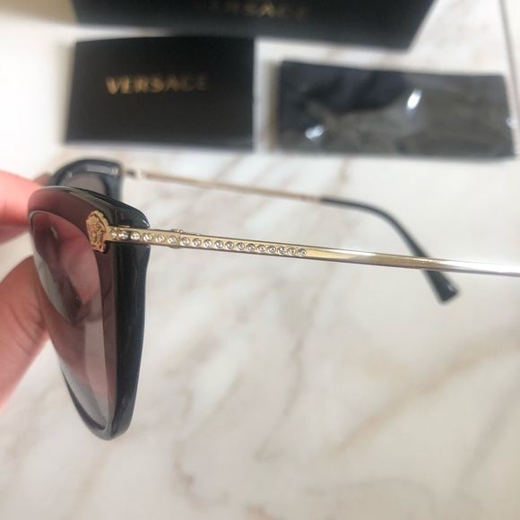 ?NEW VERSACE CRYSTAL SUNGLASSES ? main image 8